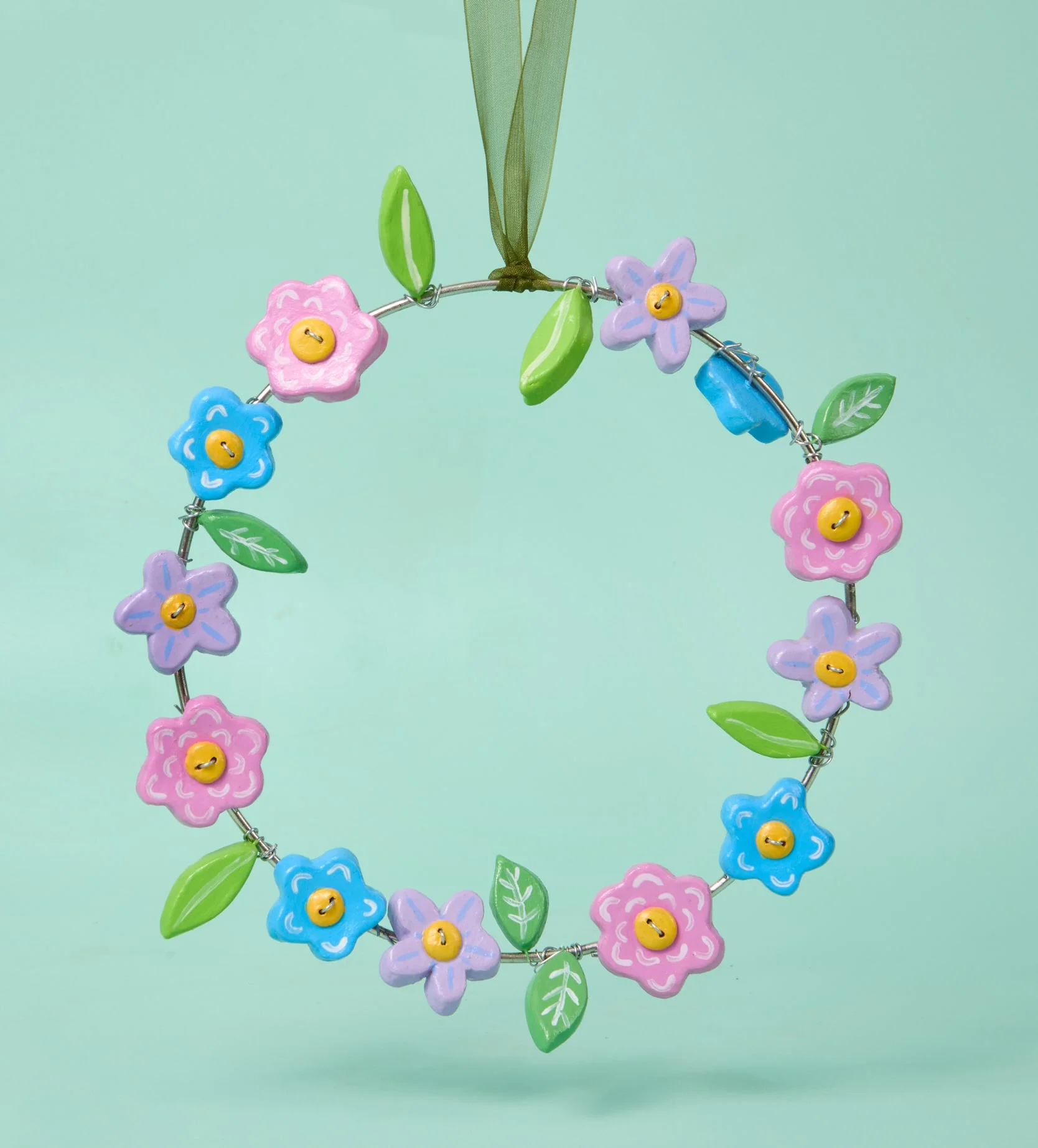 Blossom Burst Wreath: Craft Your Own Floral Wreath - Image 10